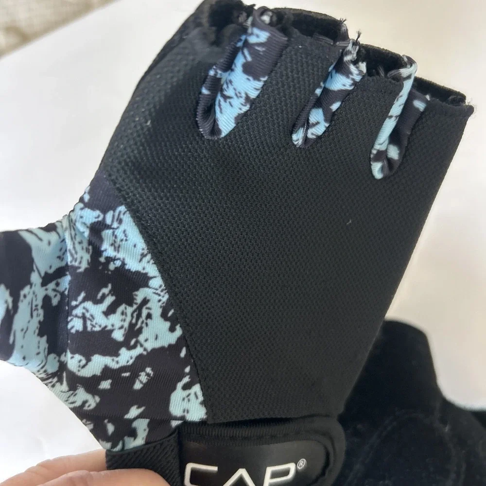Women's Mesh Weightlifting Workout Gloves - S - Black w/ Camo